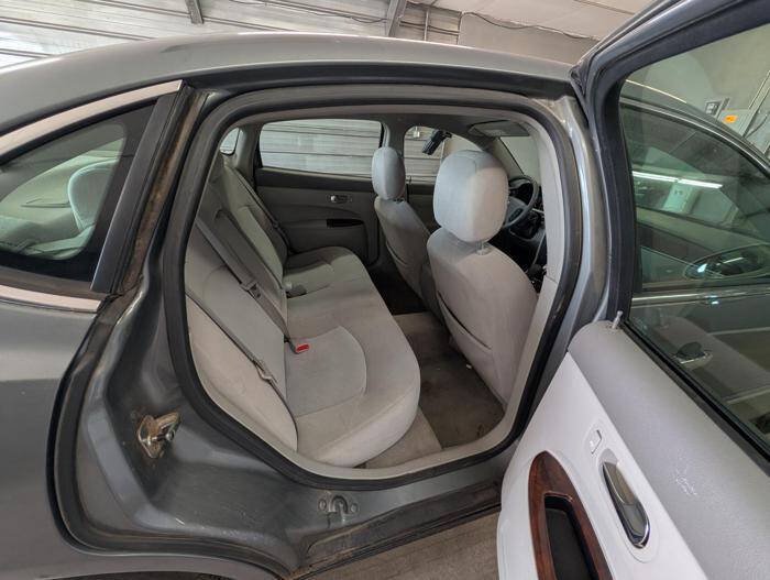 Used 2008 Buick LaCrosse CX FWD image 24