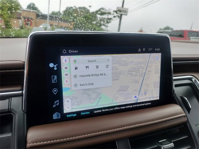 Used 2023 Chevrolet Suburban High Country image 38