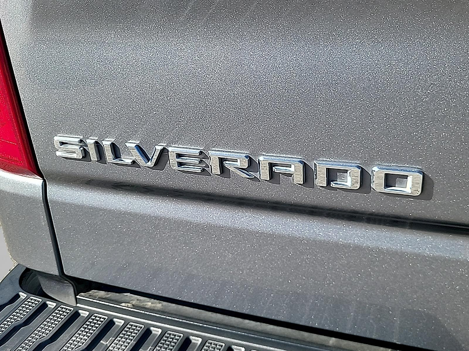 Used 2021 Chevrolet Silverado 1500 Custom AWD/4WD image 26