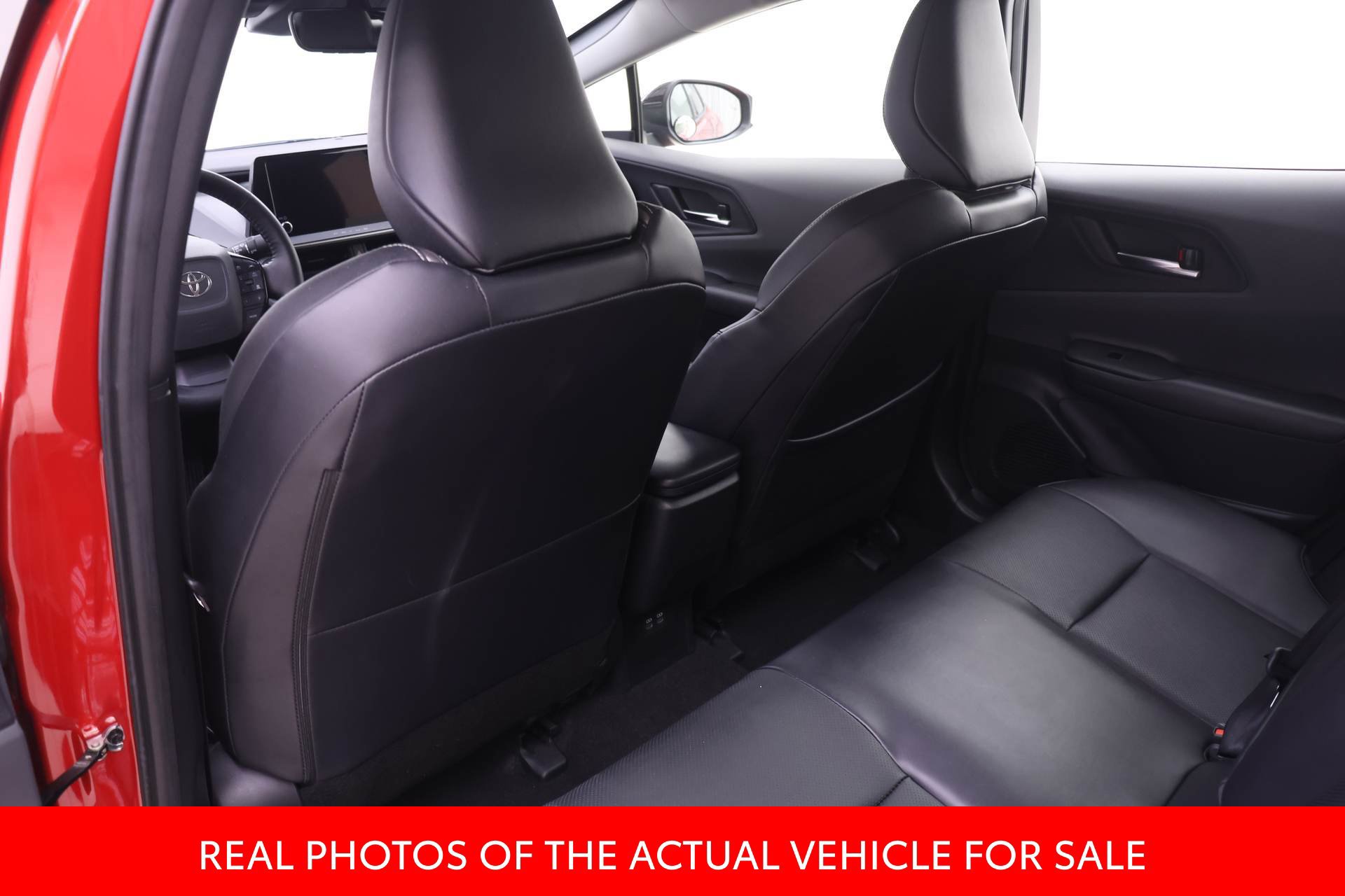 Certified 2024 Toyota Prius XLE AWD/4WD image 11