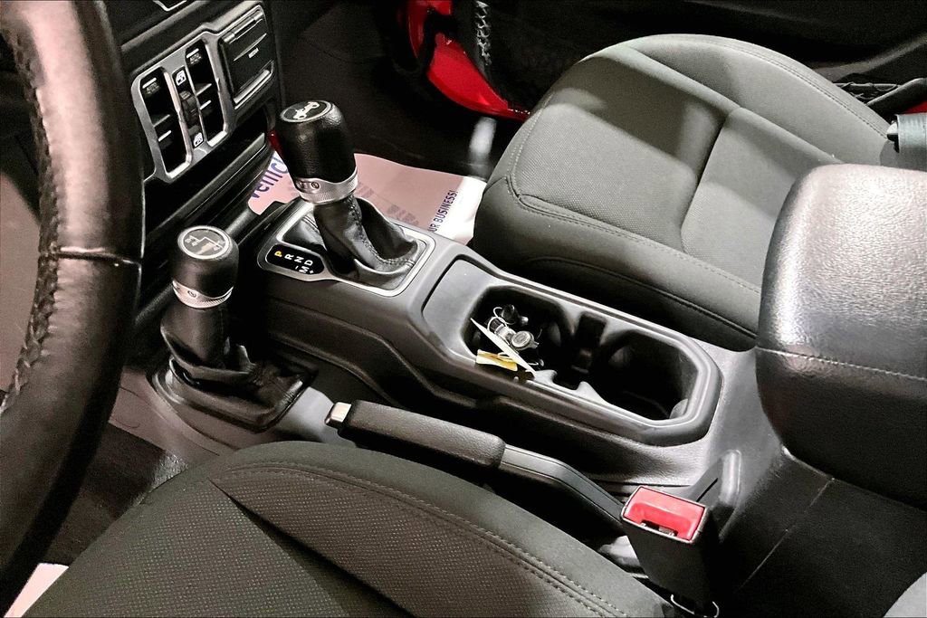 Used 2018 Jeep Wrangler Unlimited Sport S image 12