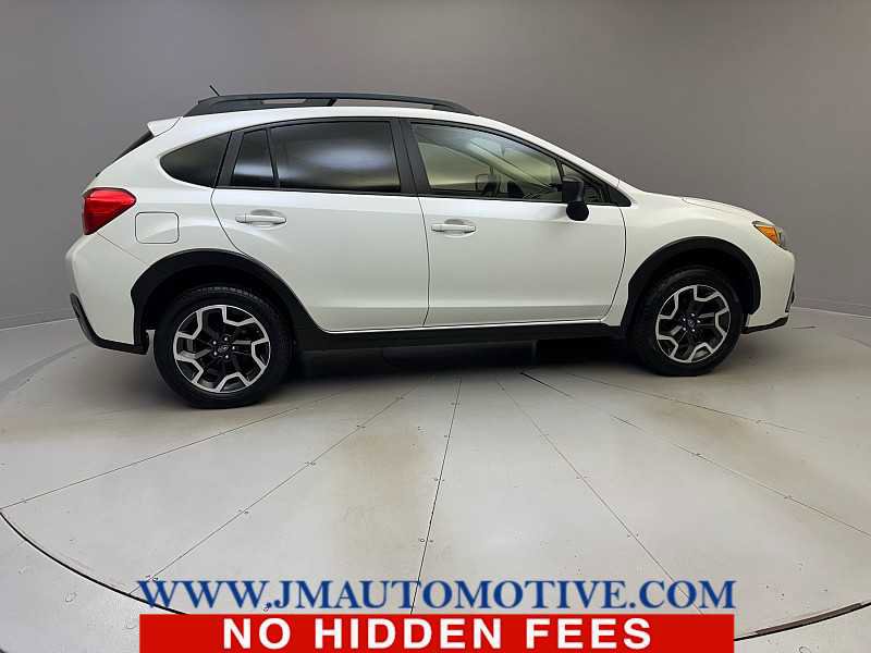 Used 2016 Subaru Crosstrek 2.0i image 6
