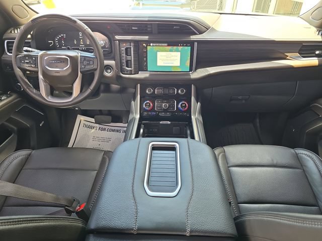 Certified 2024 GMC Yukon XL Denali w/ Advanced Technology Package AWD/4WD image 11