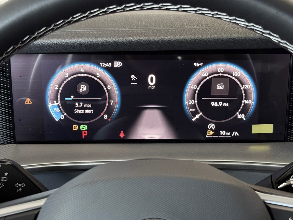 New 2026 Volkswagen Tiguan SE AWD/4WD image 17