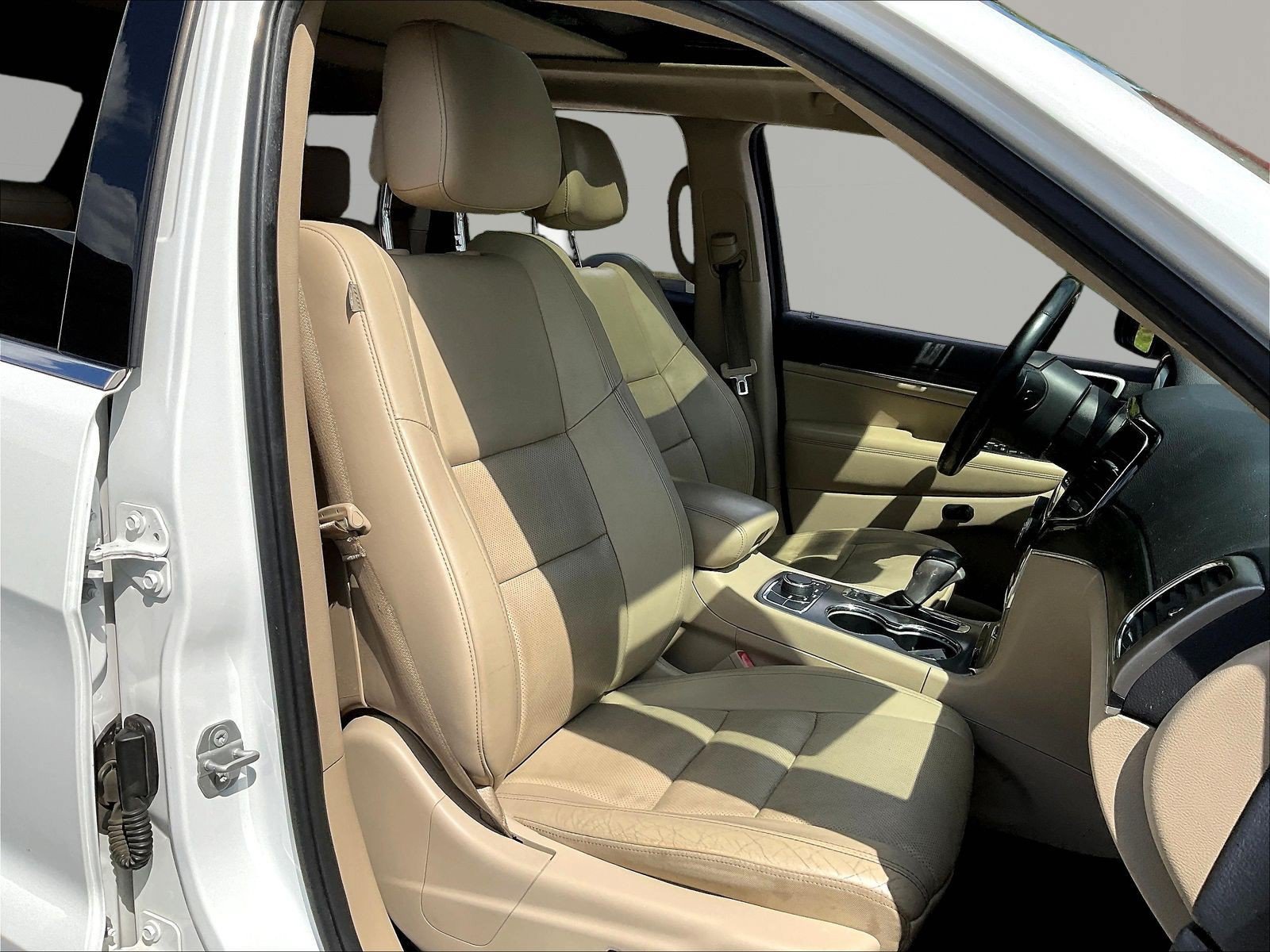 Used 2020 Jeep Grand Cherokee Limited w/ Luxury Group II AWD/4WD image 30