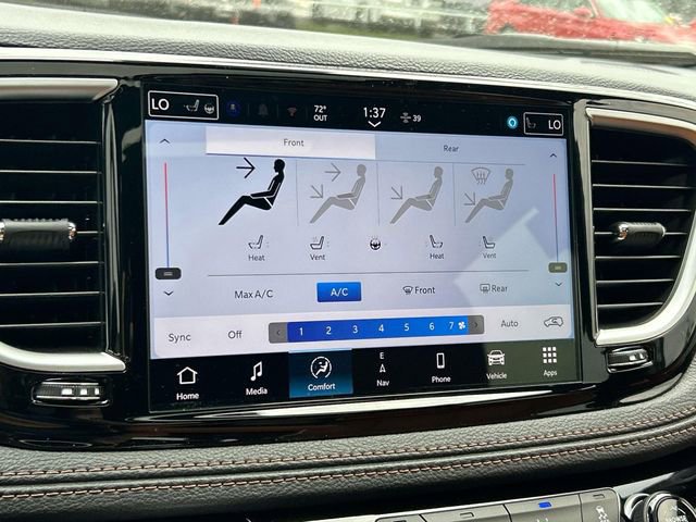 New 2026 Chrysler Pacifica Pinnacle FWD image 33