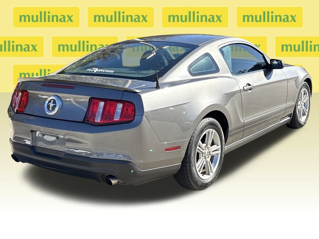 Used 2011 Ford Mustang Coupe w/ 101A Rapid Spec Order Code image 4