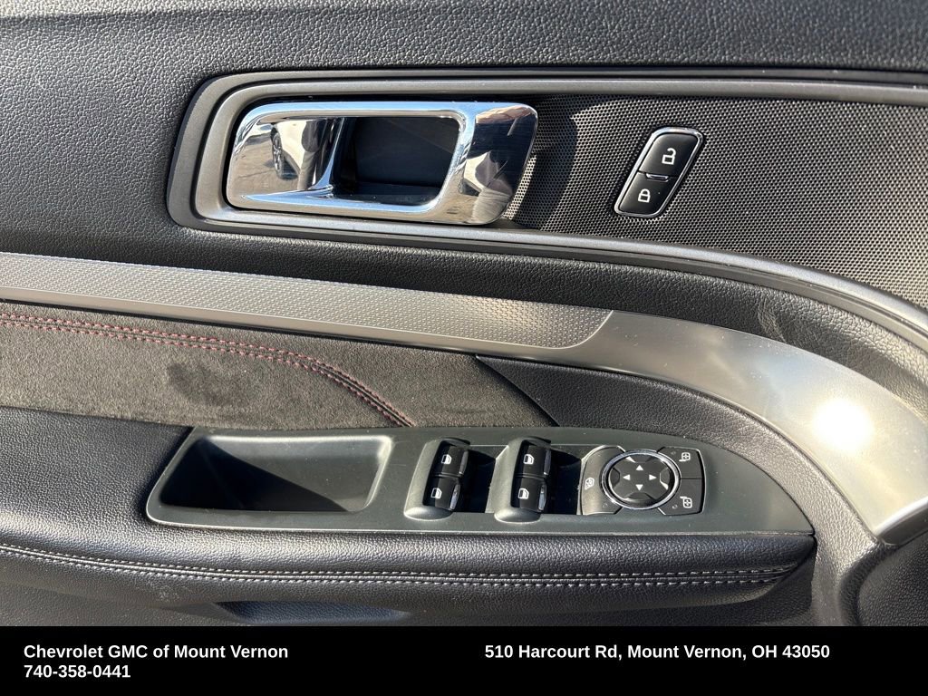 Used 2018 Ford Explorer XLT w/ Equipment Group 202A image 14