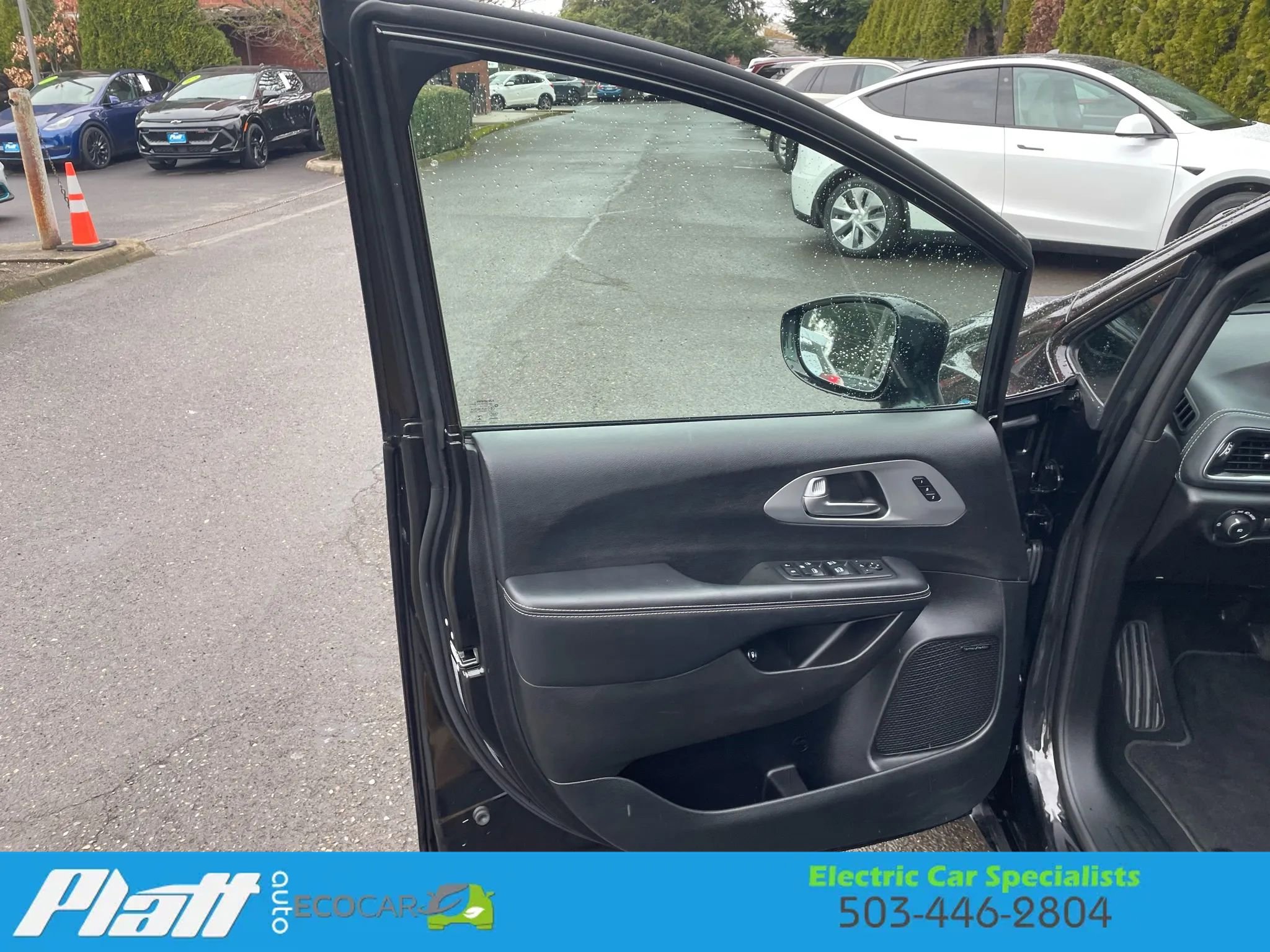 Used 2019 Chrysler Pacifica Limited w/ Advanced Safetytec Group image 21