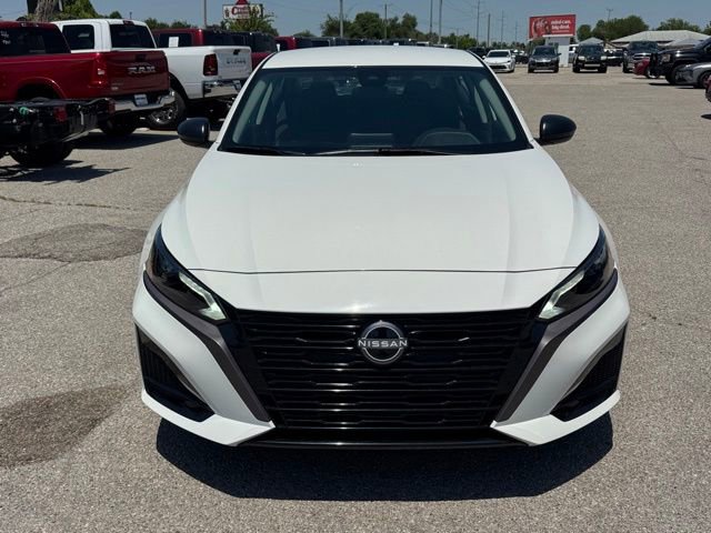 Used 2026 Nissan Altima 2.5 SV AWD/4WD image 2