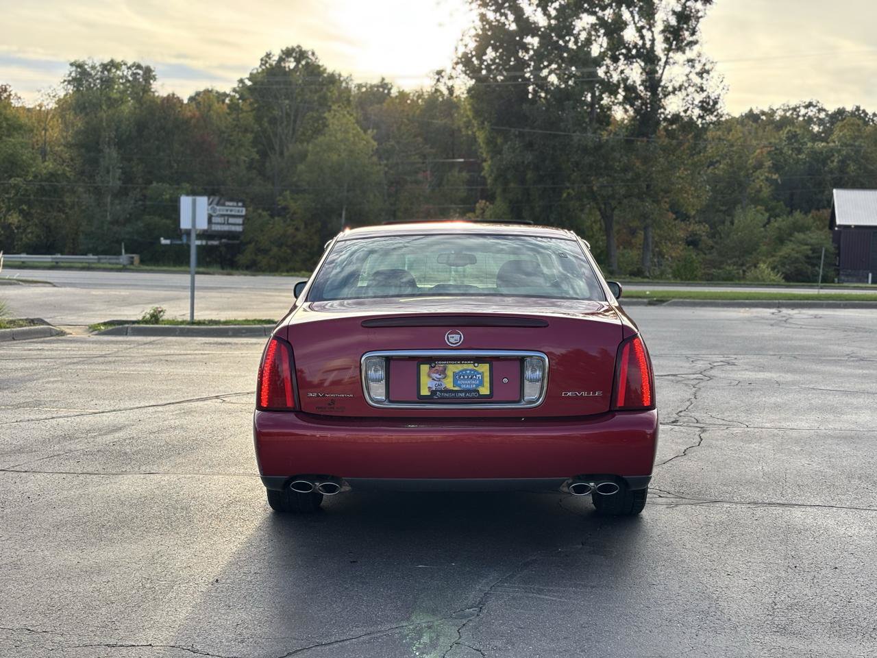 Used 2003 Cadillac De Ville w/ Comfort & Convenience Package FWD image 7