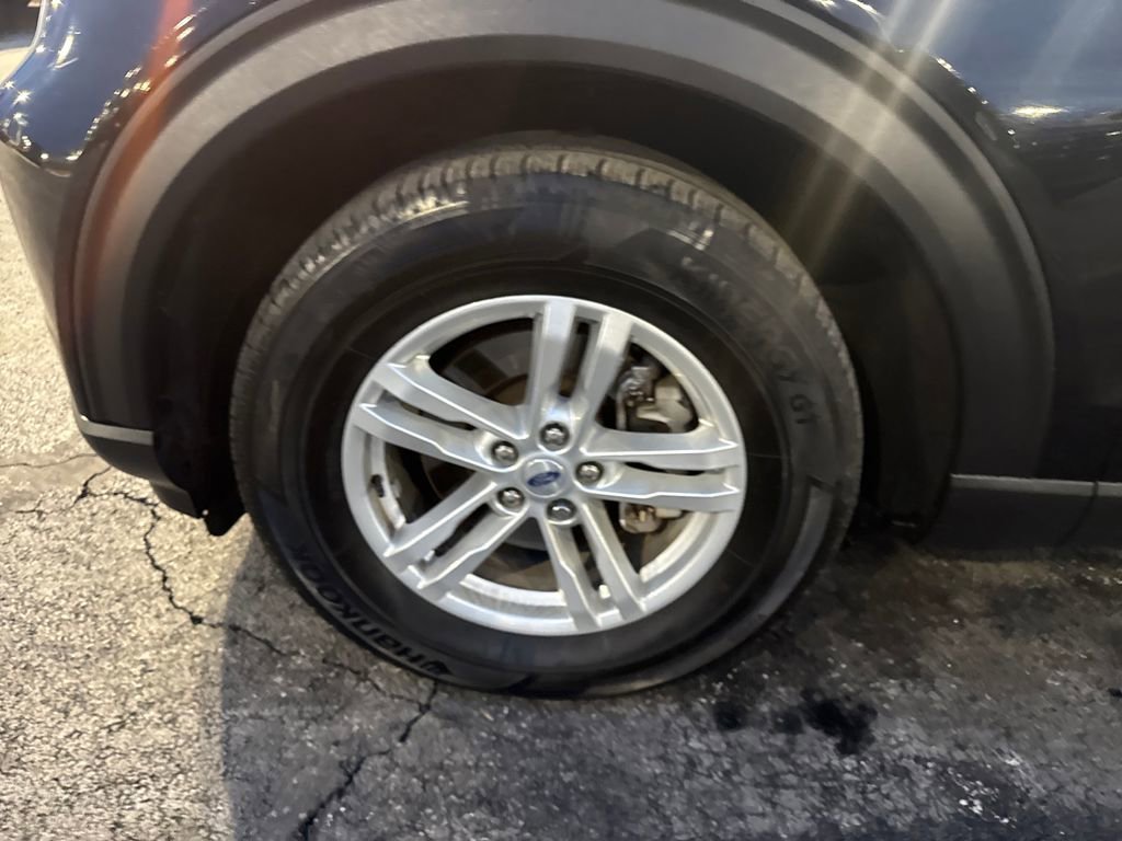 Used 2023 Ford Explorer XLT w/ Equipment Group 202A image 17