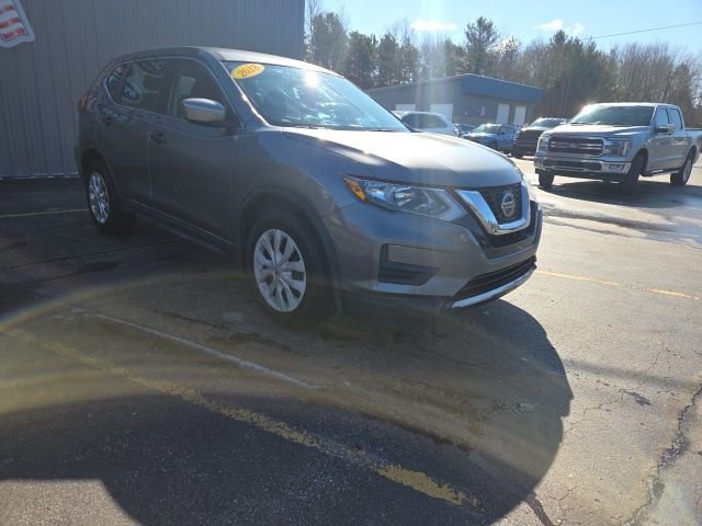 Used 2018 Nissan Rogue S image 3