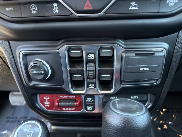 Used 2023 Jeep Wrangler Rubicon w/ Cold Weather Group image 23