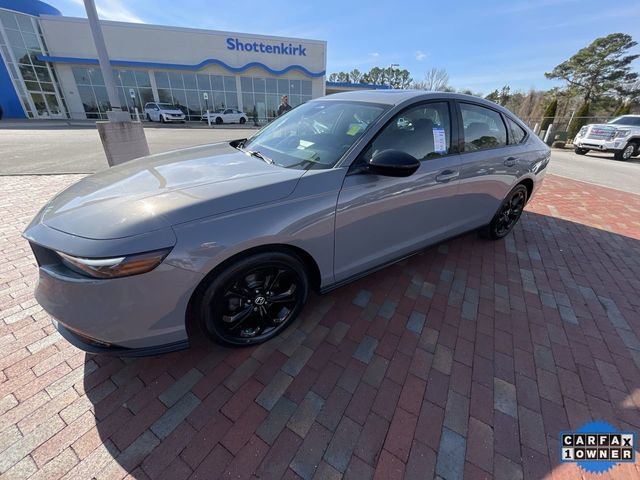 Certified 2025 Honda Accord SE image 29