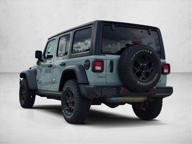 Used 2023 Jeep Wrangler Unlimited w/ Cold Weather Group AWD/4WD image 7