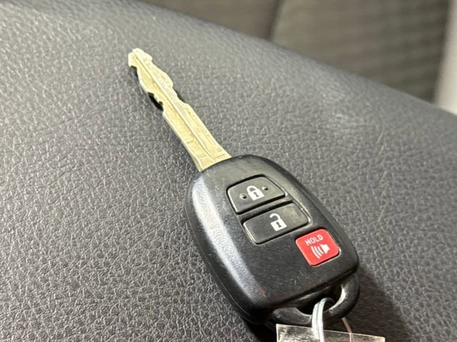 Used 2023 Toyota Tacoma SR image 38