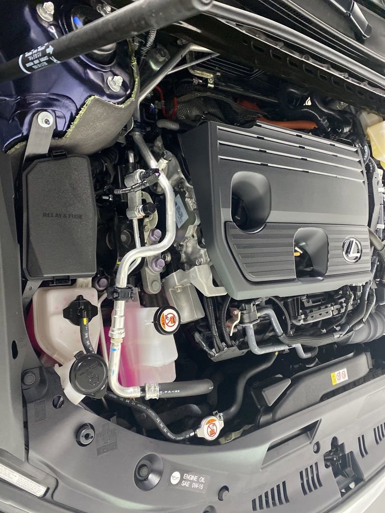 Certified 2025 Lexus ES 300h Ultra Luxury image 35