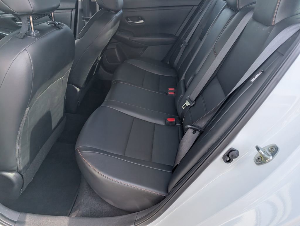 Used 2023 Nissan Sentra SR w/ SR Premium Package image 9