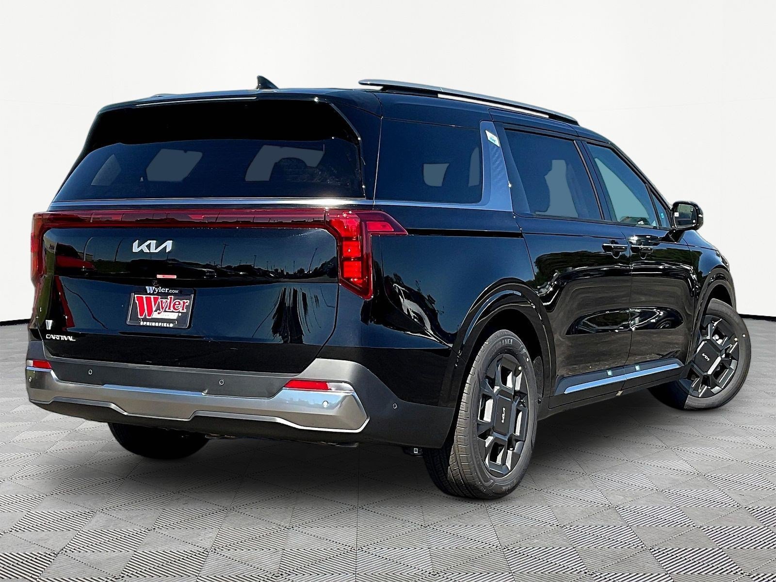 New 2027 Kia Carnival SX FWD image 7