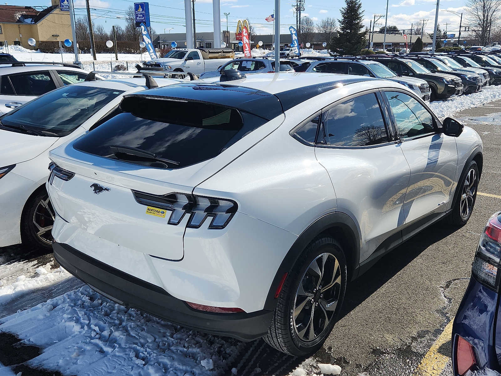 Used 2025 Ford Mustang Mach-E Select image 6