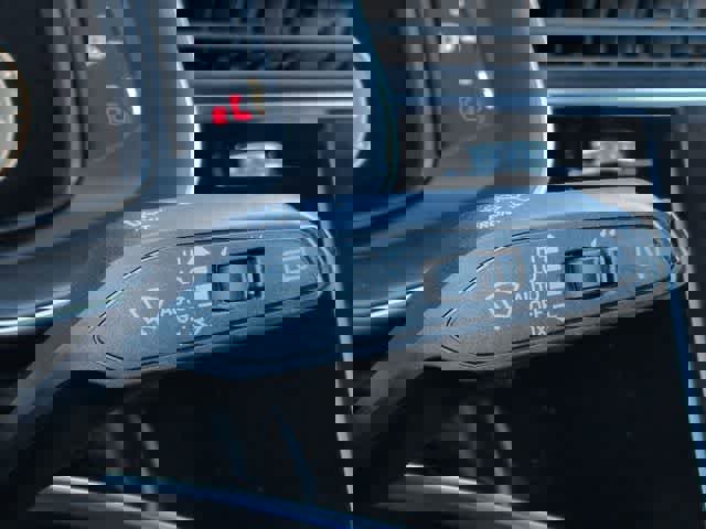 Used 2019 Audi Q8 Premium Plus w/ Premium Plus image 28