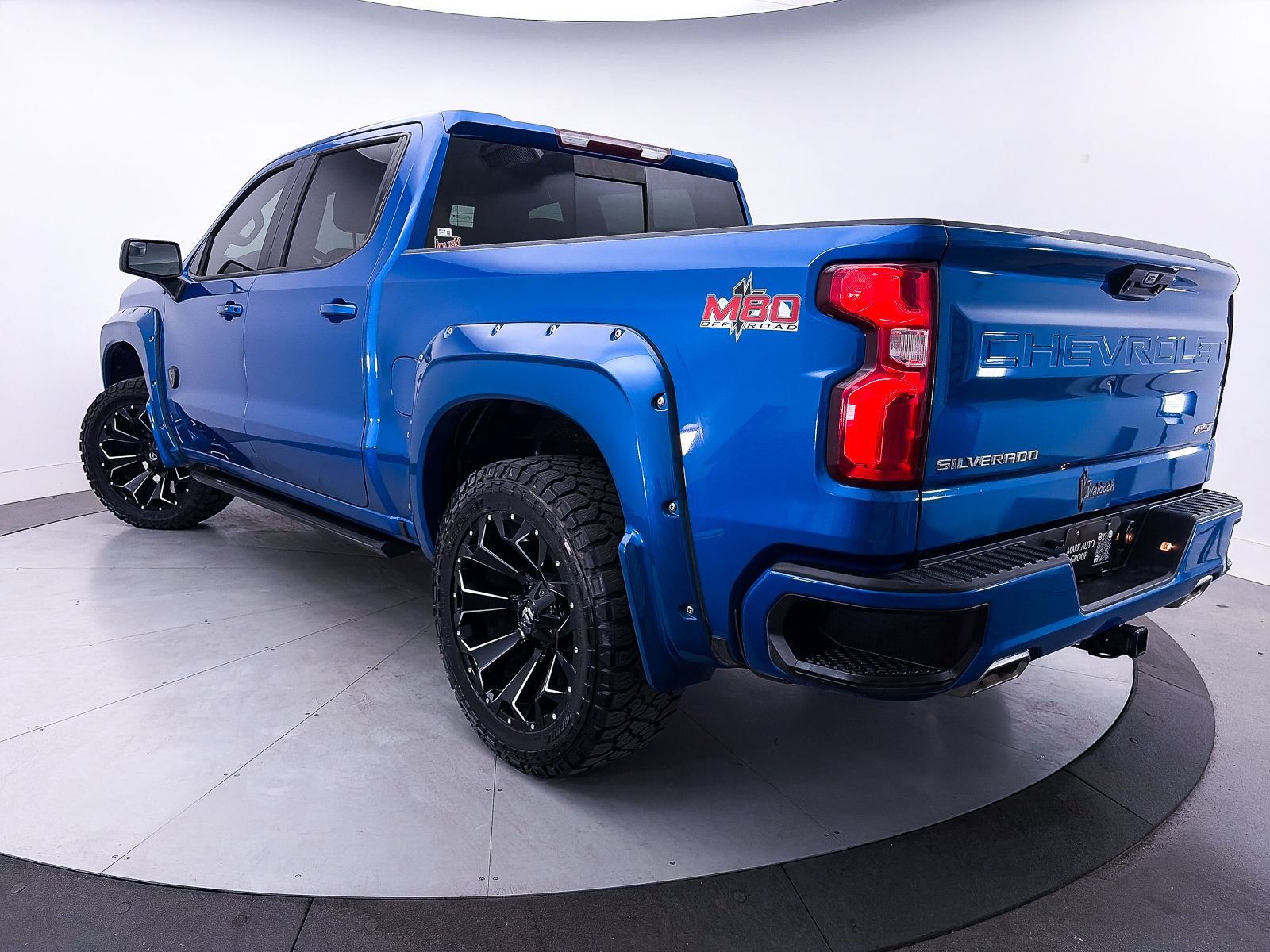 Used 2022 Chevrolet Silverado 1500 RST w/ Convenience Package II AWD/4WD image 2