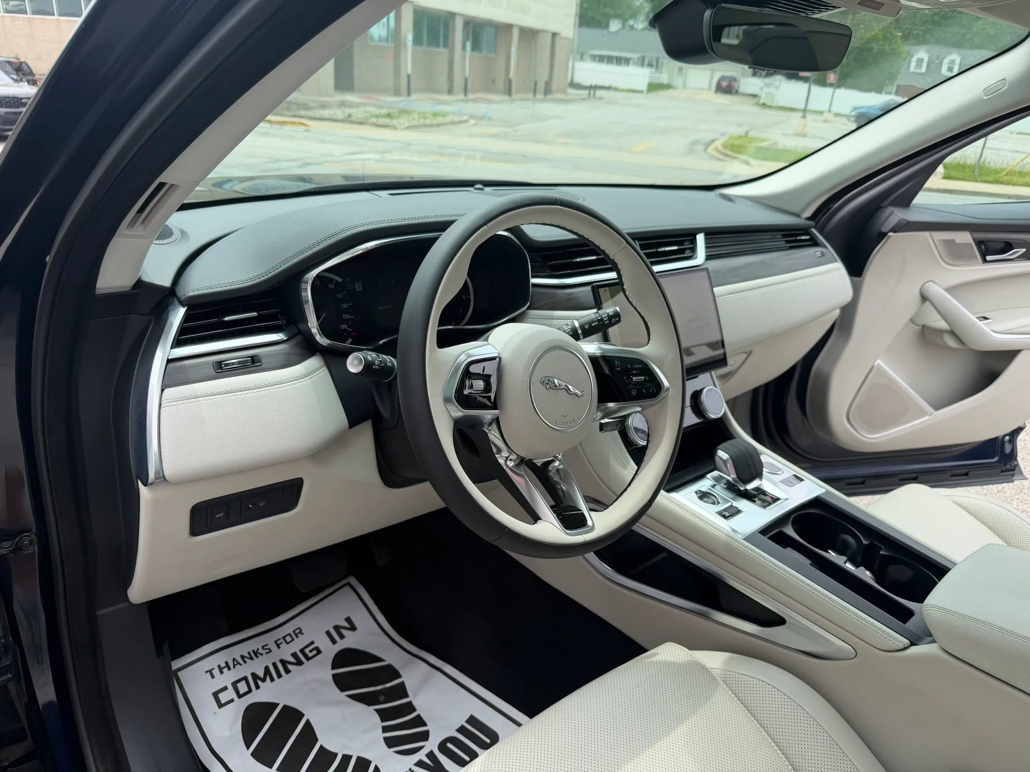 Used 2023 Jaguar F-PACE S AWD/4WD image 22