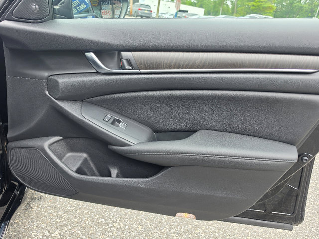 Used 2019 Honda Accord EX-L image 11
