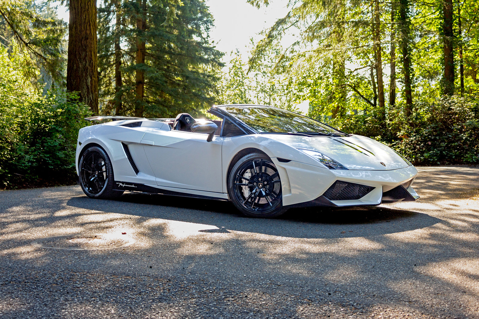 Used 2011 Lamborghini Gallardo LP 570-4 Performante image 2
