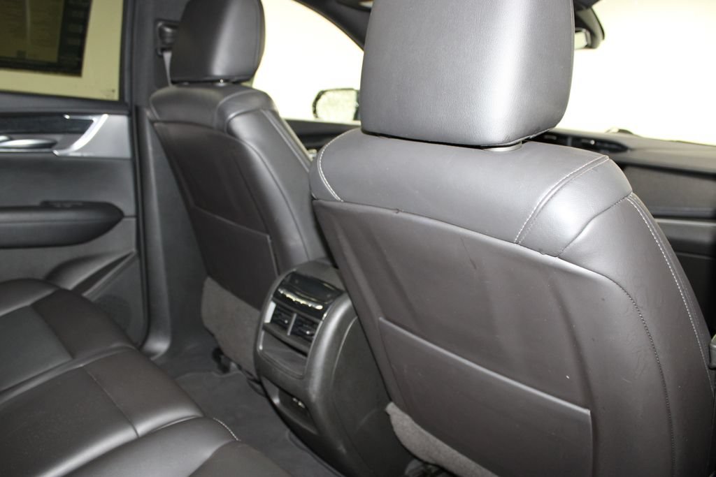 Used 2023 Cadillac XT5 Premium Luxury AWD/4WD image 32