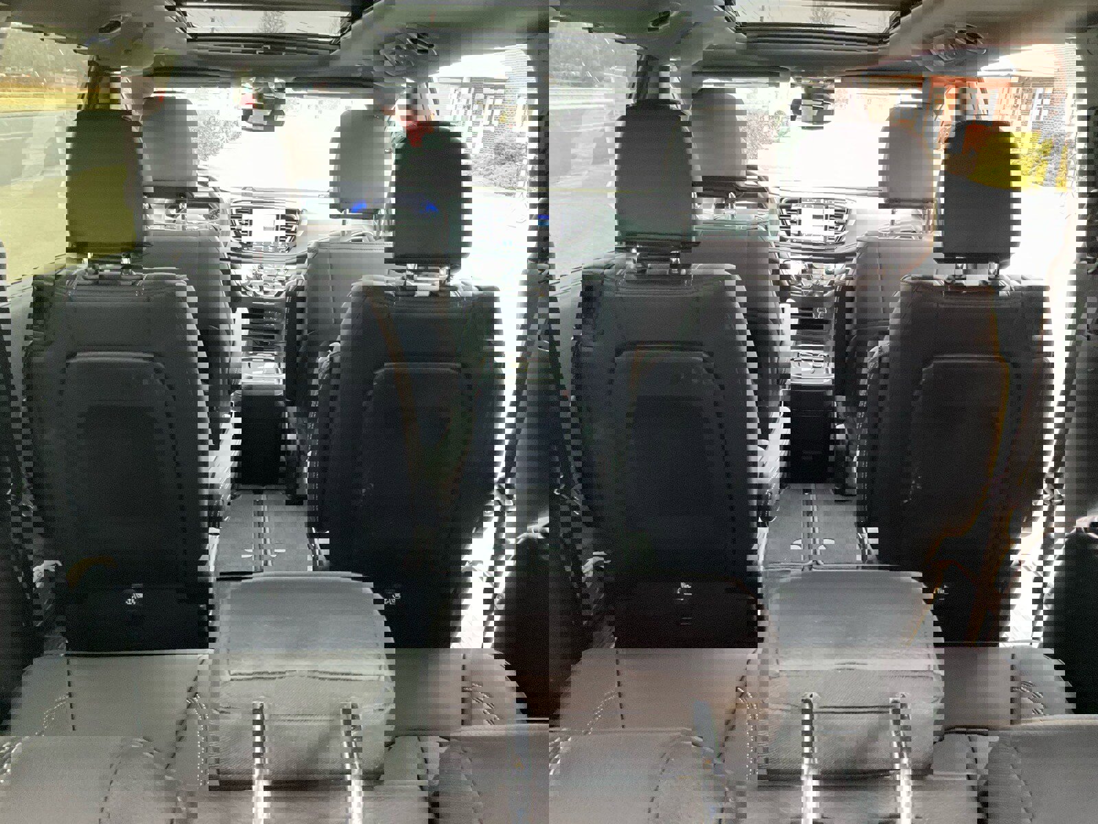 Used 2021 Chrysler Pacifica Touring-L w/ Premium & Safety Sphere Group image 22