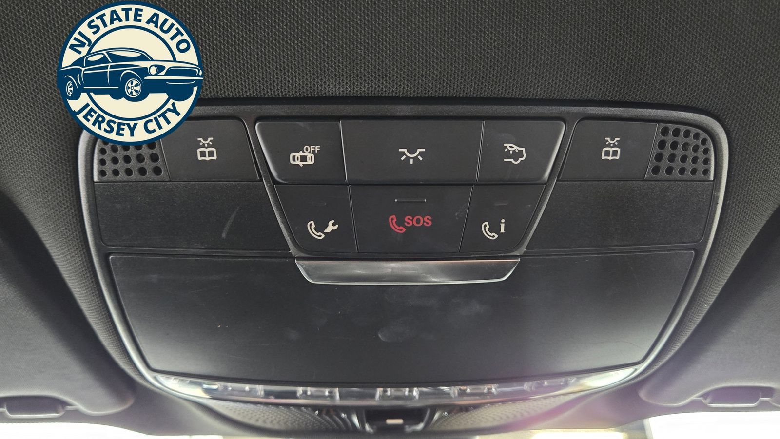 Used 2018 Mercedes-Benz GLC 300 4MATIC image 22
