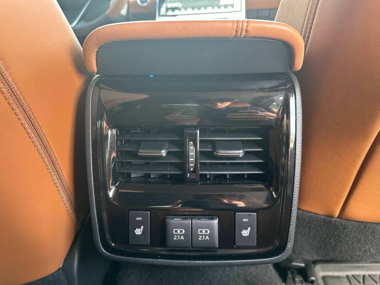 Used 2019 Toyota Avalon Limited w/ Advanced Safety Package FWD image 20