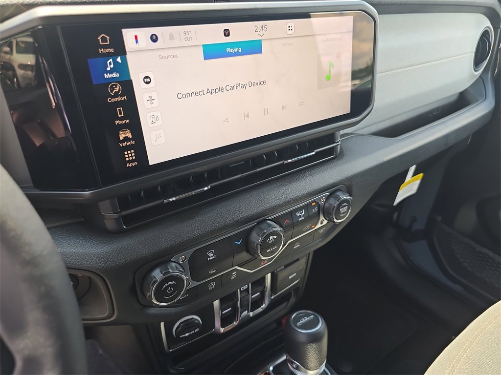 New 2025 Jeep Gladiator Sport image 20