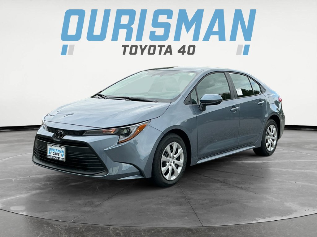 New 2026 Toyota Corolla LE FWD image 3