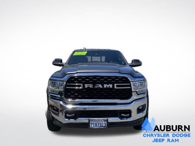 Used 2022 RAM 5500 Tradesman w/ Safety Group AWD/4WD image 2