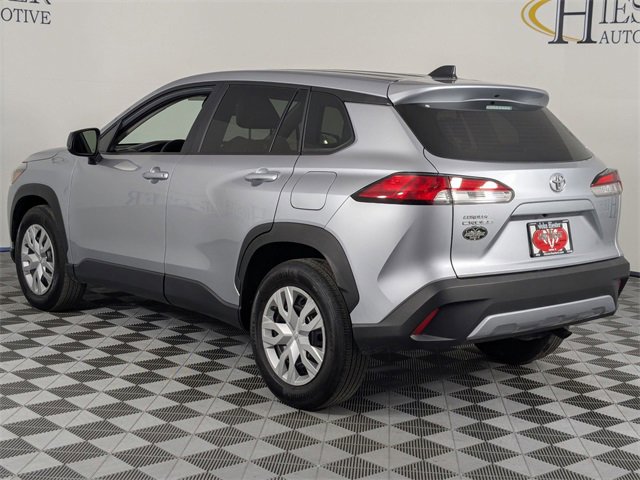 Used 2024 Toyota Corolla Cross L image 5