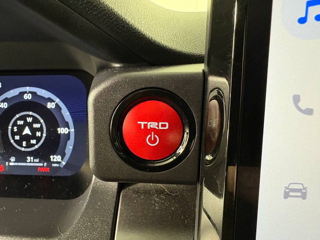 Used 2025 Toyota 4Runner TRD Off-Road Premium w/ Tow Technology Package AWD/4WD image 21