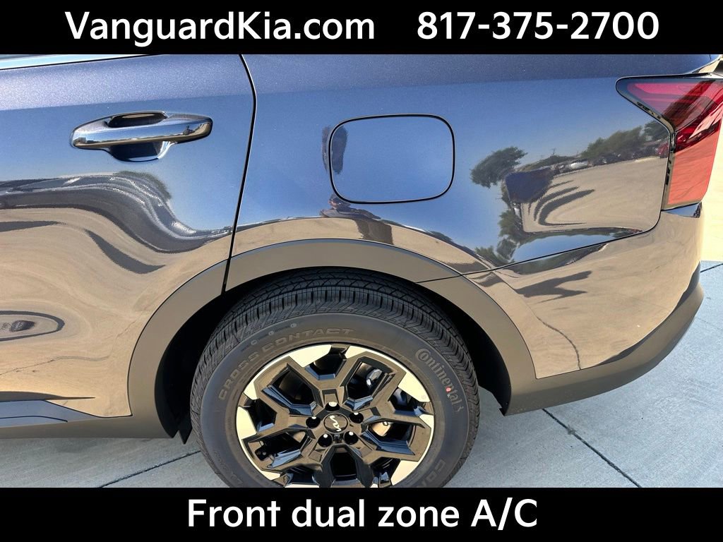 Certified 2026 Kia Sorento S w/ S Panoramic Sunroof Package FWD image 9