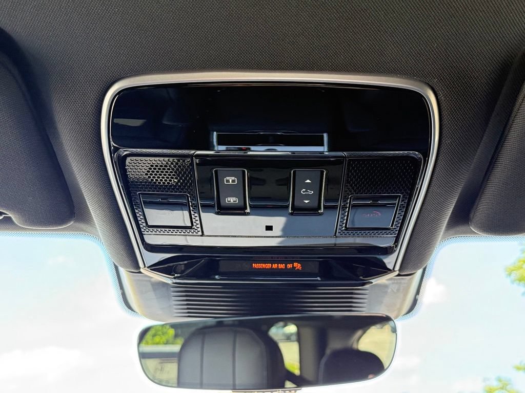New 2026 Land Rover Range Rover SE AWD/4WD image 26