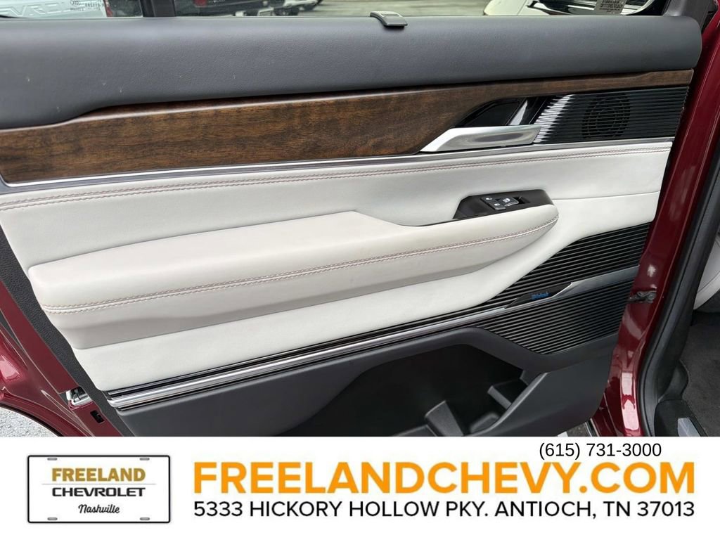 Used 2022 Jeep Grand Wagoneer Series II image 16