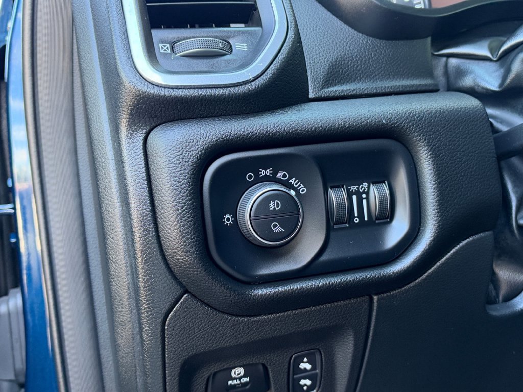 Used 2023 RAM 1500 Laramie AWD/4WD image 24