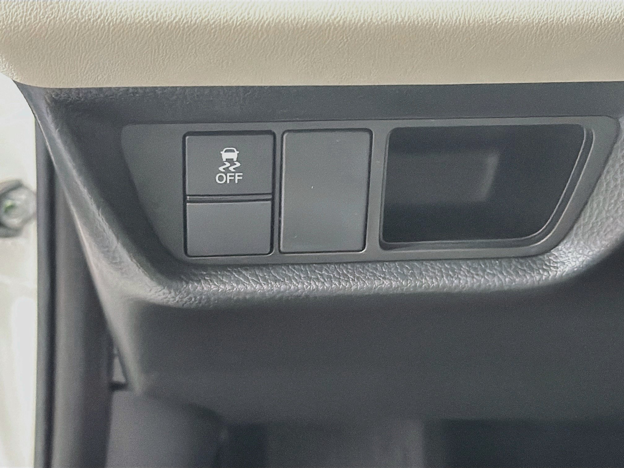 Used 2024 Honda HR-V LX image 16