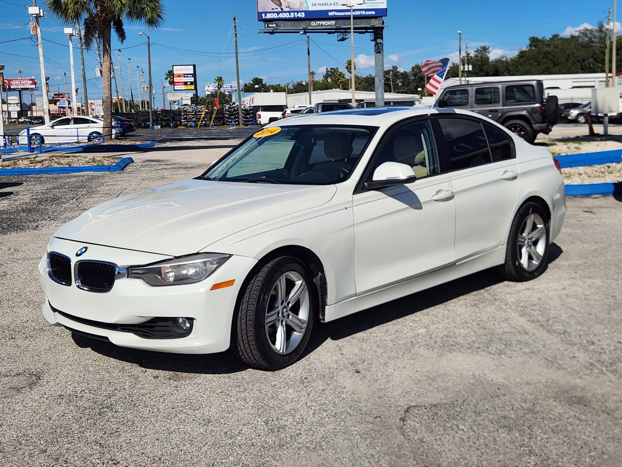 Used 2014 BMW 328i xDrive Sedan w/ Premium Package image 4