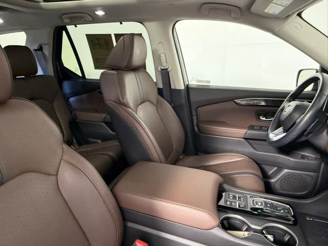 Used 2024 Honda Pilot Elite image 54