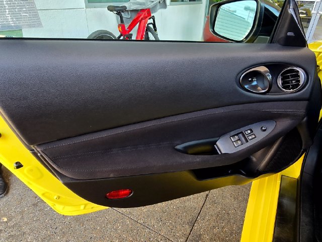 Used 2024 Nissan Z Sport w/ Floor Mat Package RWD image 17