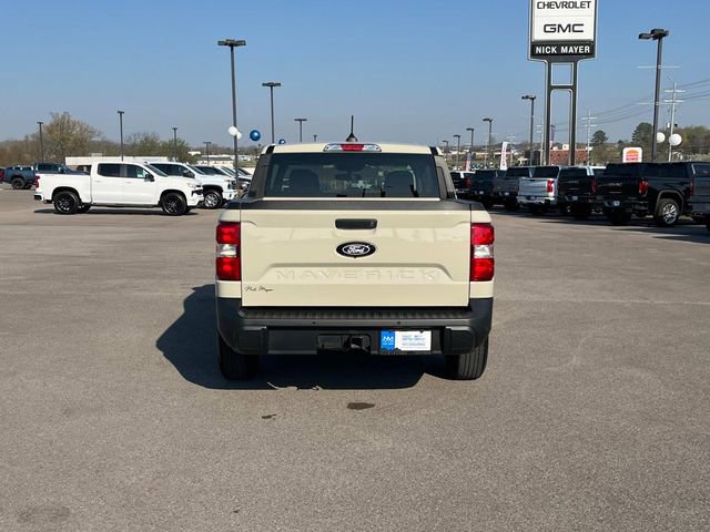 Used 2025 Ford Maverick XL w/ Equipment Group 102A image 5