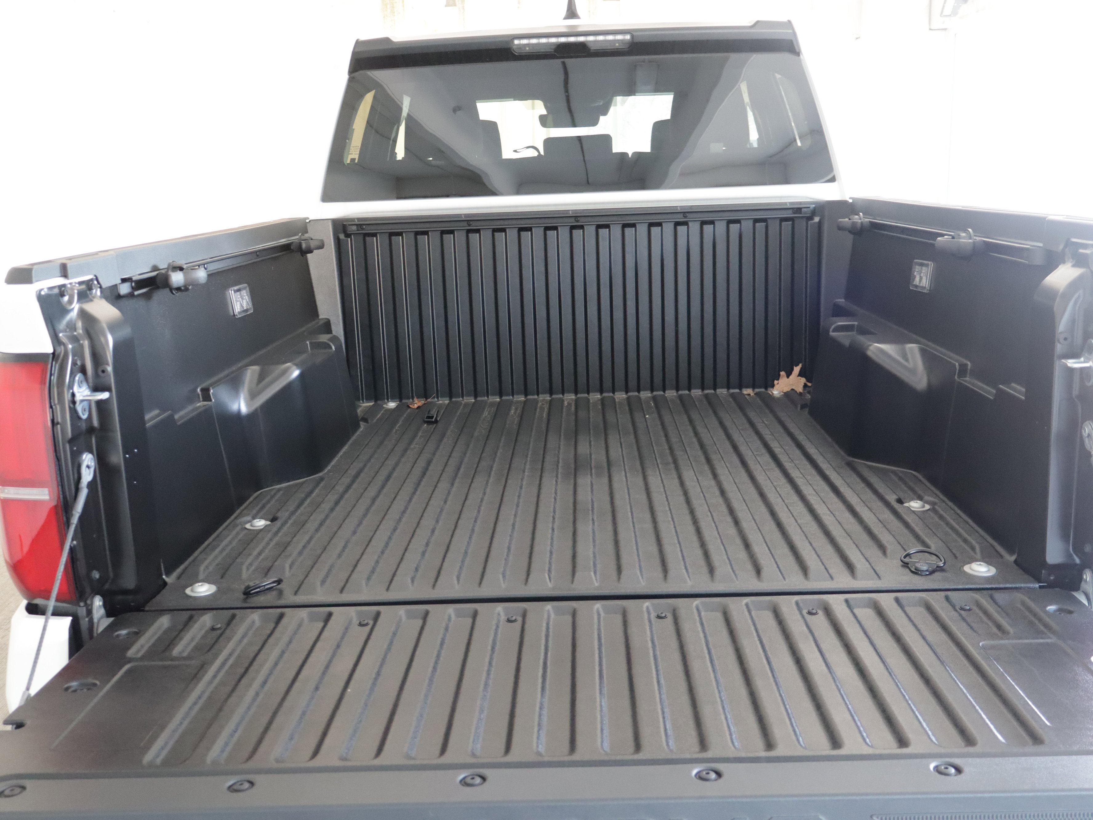 New 2026 Toyota Tacoma SR5 RWD image 8