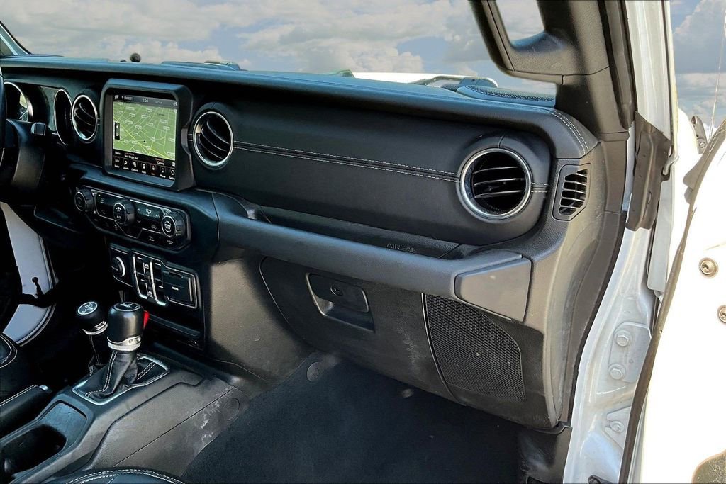 Used 2022 Jeep Wrangler Unlimited Sahara image 28